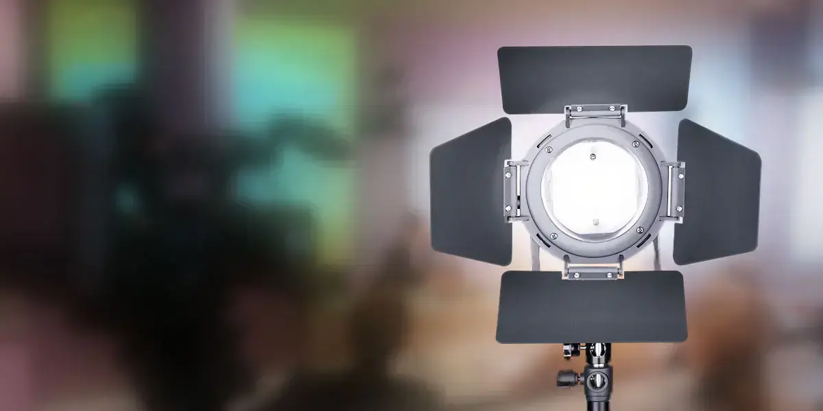 Портативний світлодіодний прожектор SWIT FL-C60D 60W (FL-C60D)