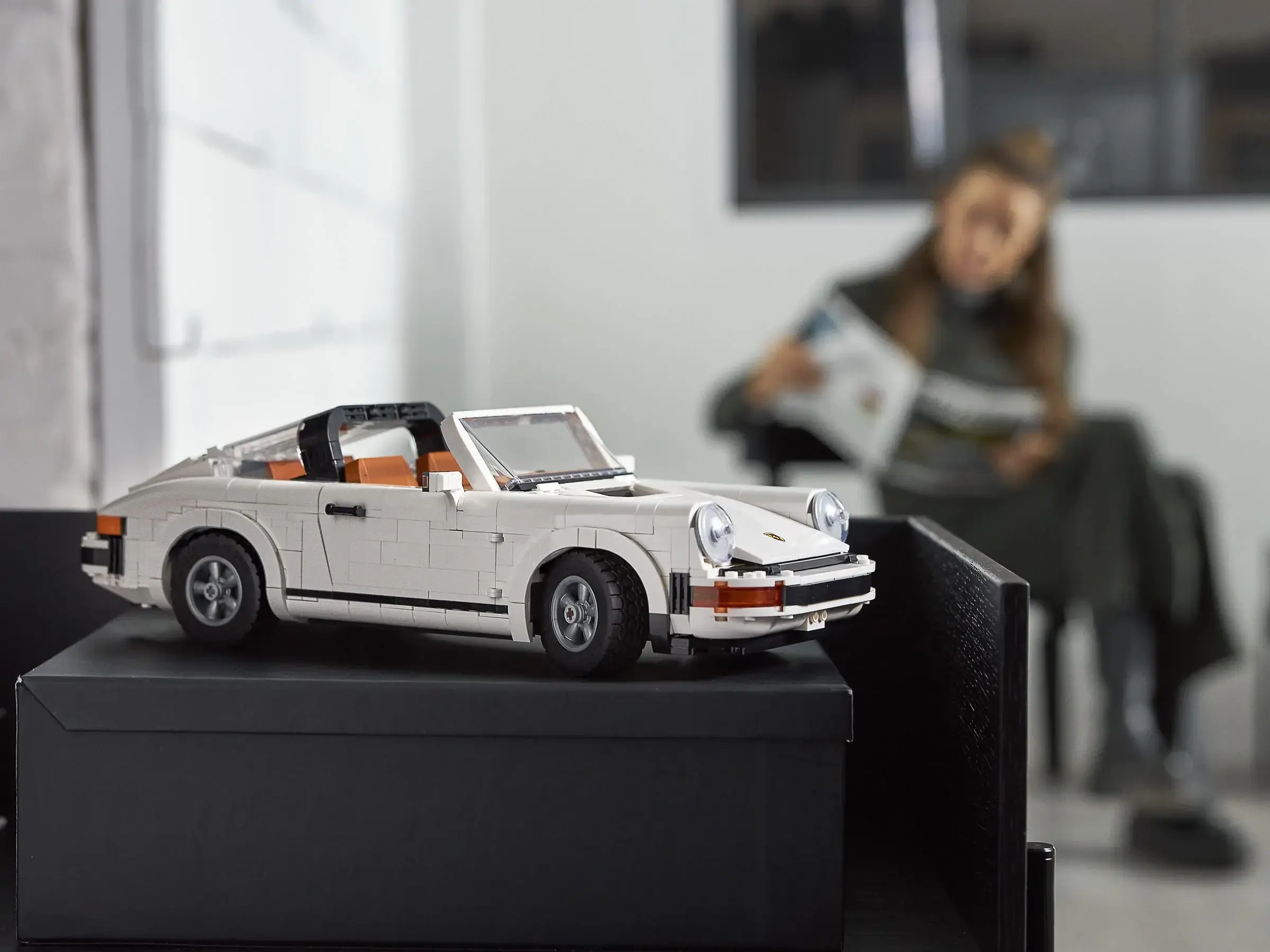 Авто-конструктор LEGO Porsche 911 (10295)