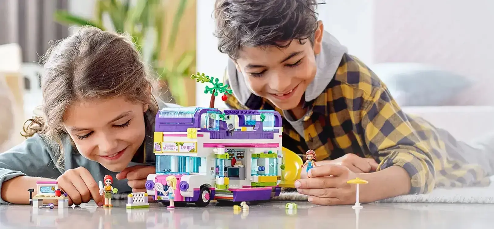 Блочный конструктор LEGO Friends Автобус для друзей (41395)