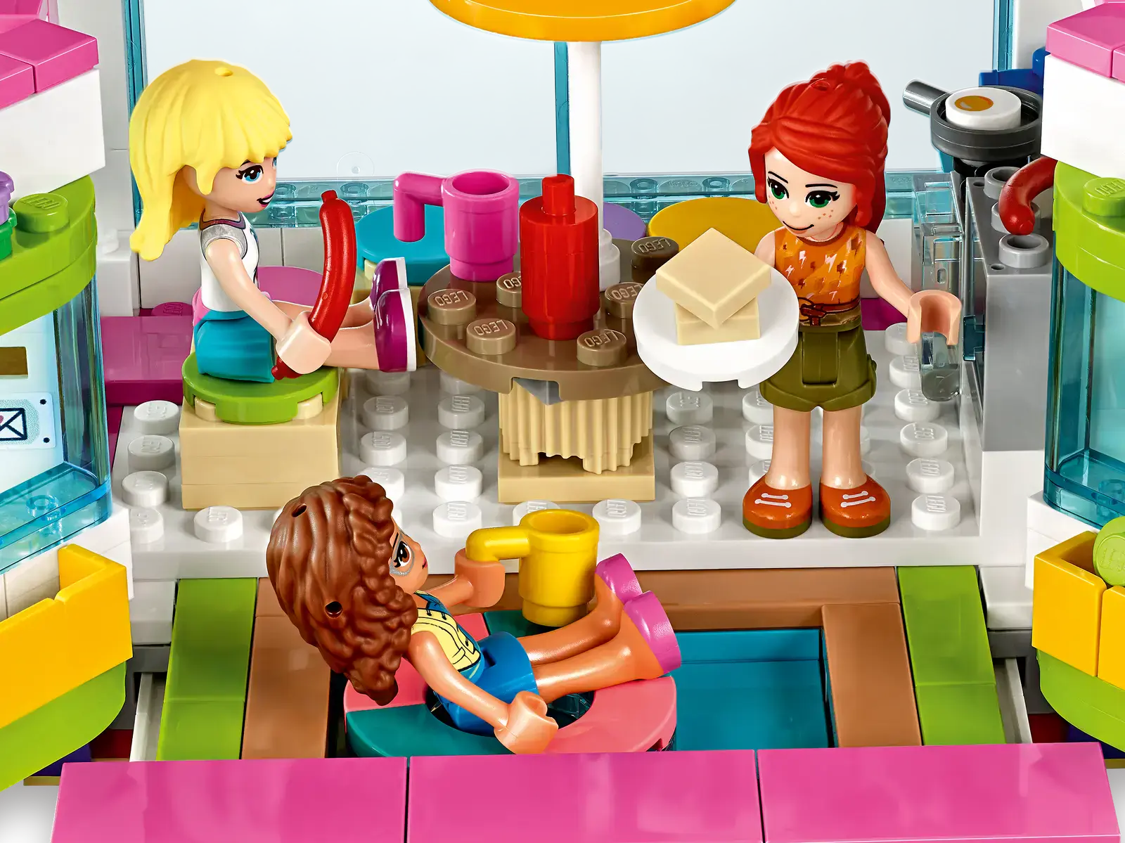 Блочный конструктор LEGO Friends Автобус для друзей (41395)