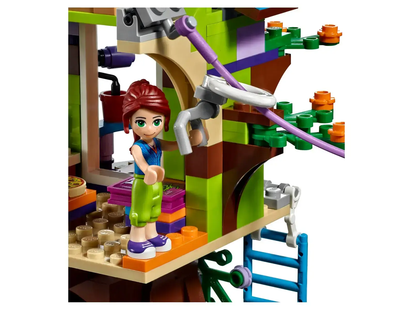 Блочный конструктор Lego Friends Домик на дереве Мии (41335)