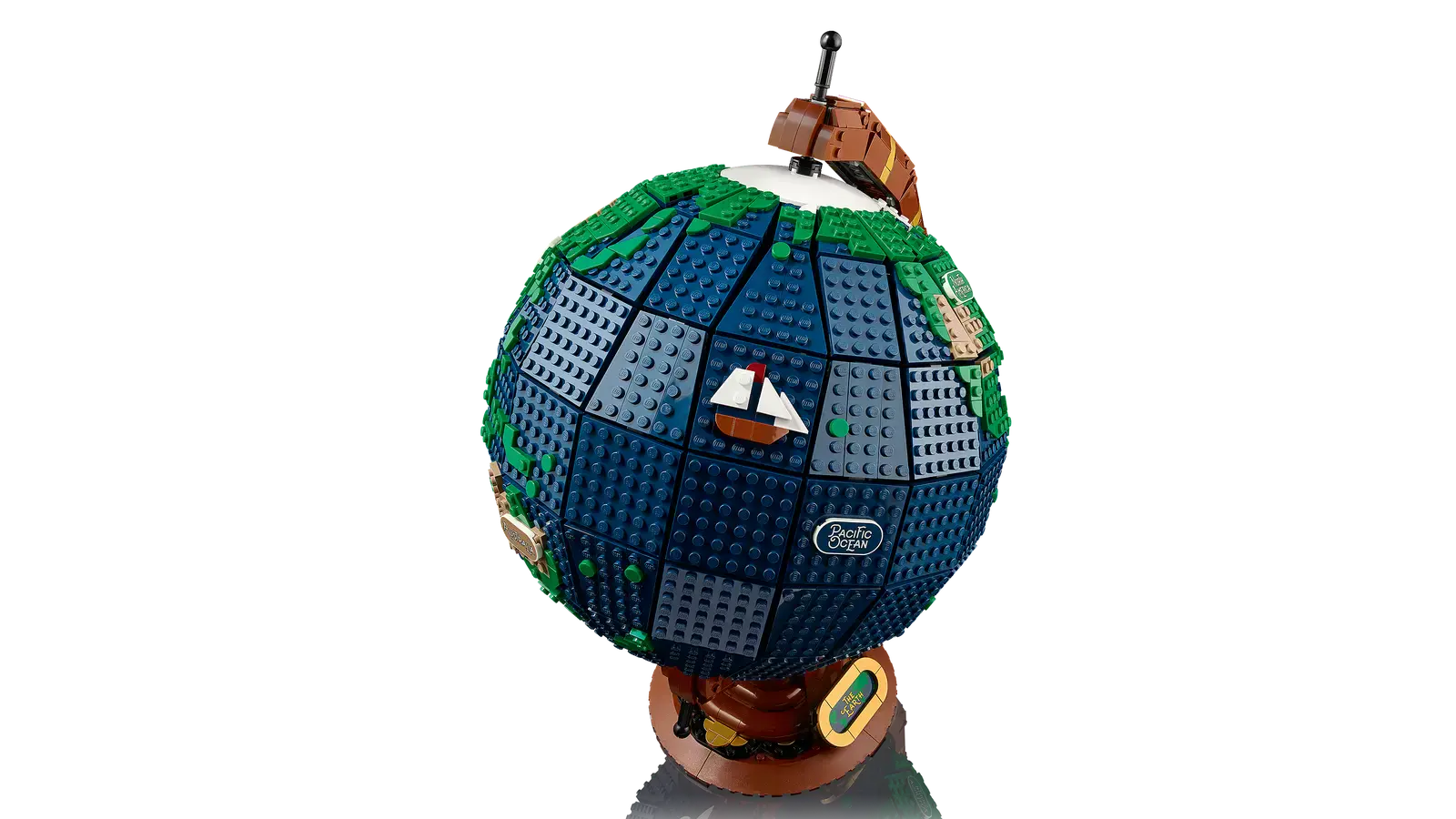 Блоковий конструктор LEGO Ideas The Globe (21332)