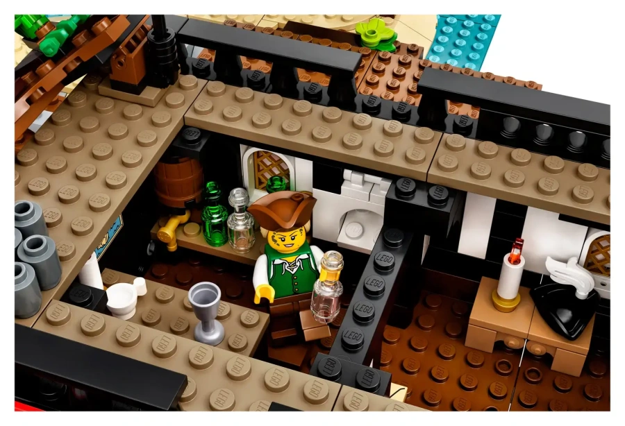 Блоковий конструктор LEGO Пірати затоки Барракуда (21322)