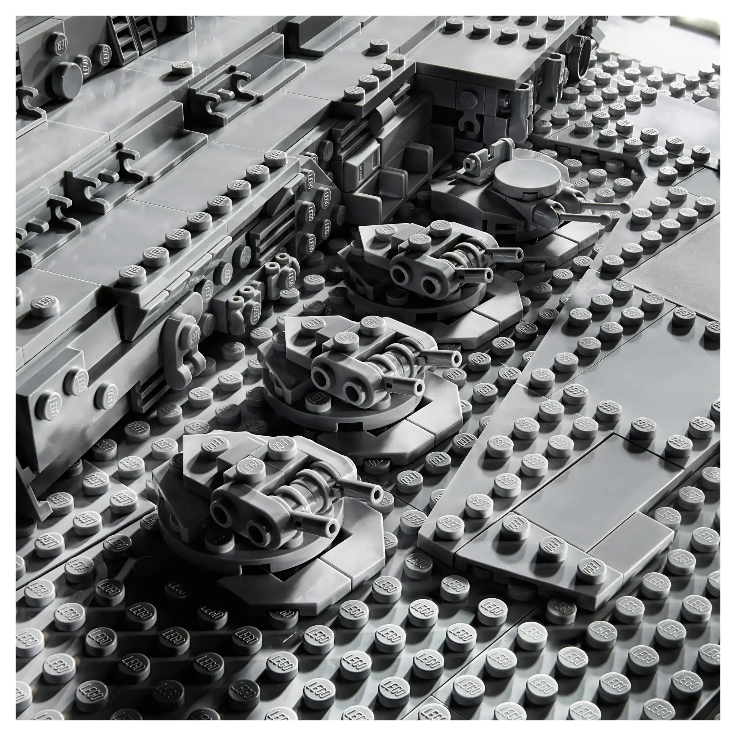 Блочный конструктор LEGO Imperial Star Destroyer (75252)