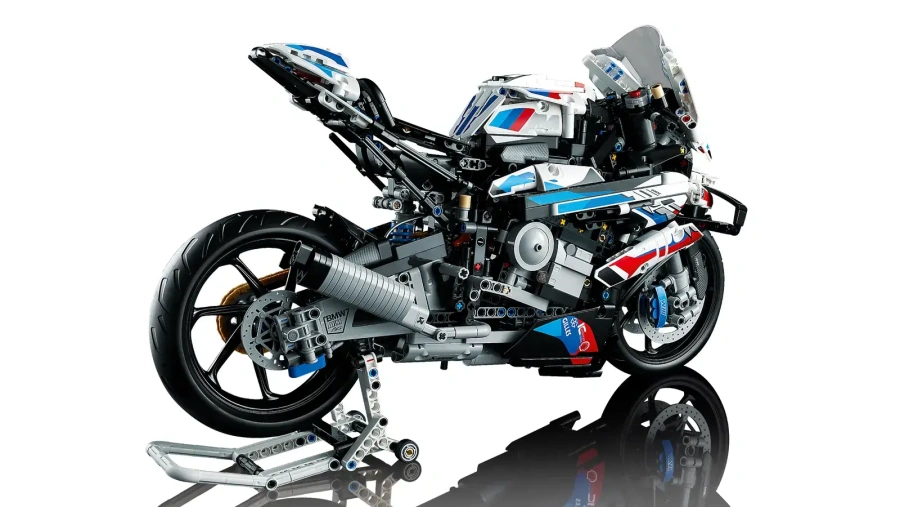 Авто-конструктор LEGO BMW M 1000 RR (42130)