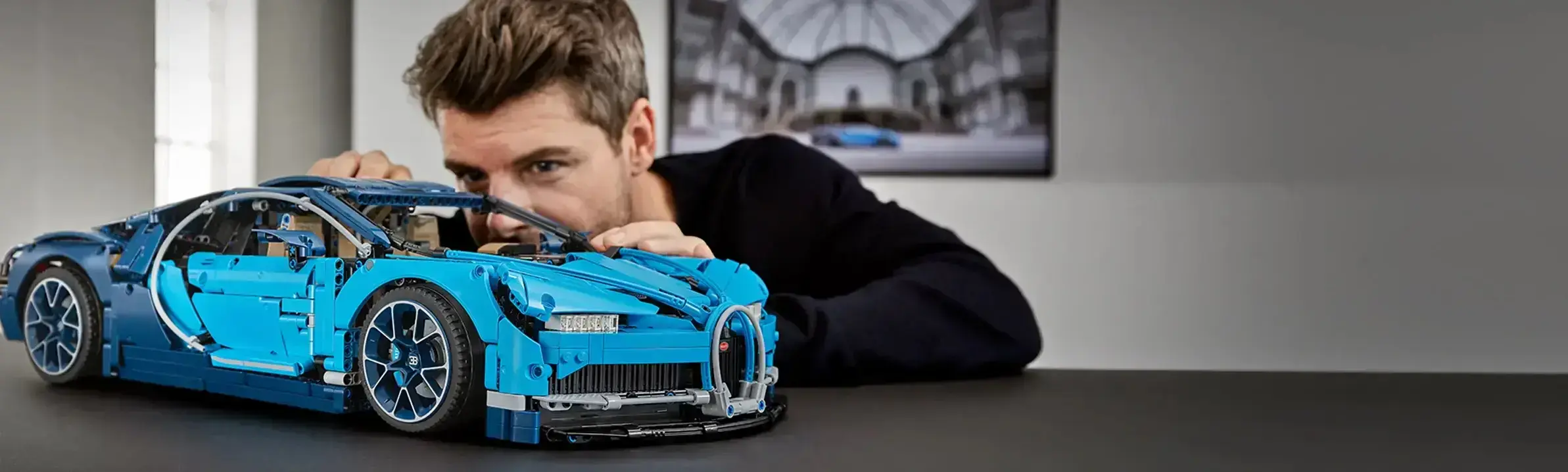 Aвто-конструктор LEGO Technic Bugatti Chiron (42083)