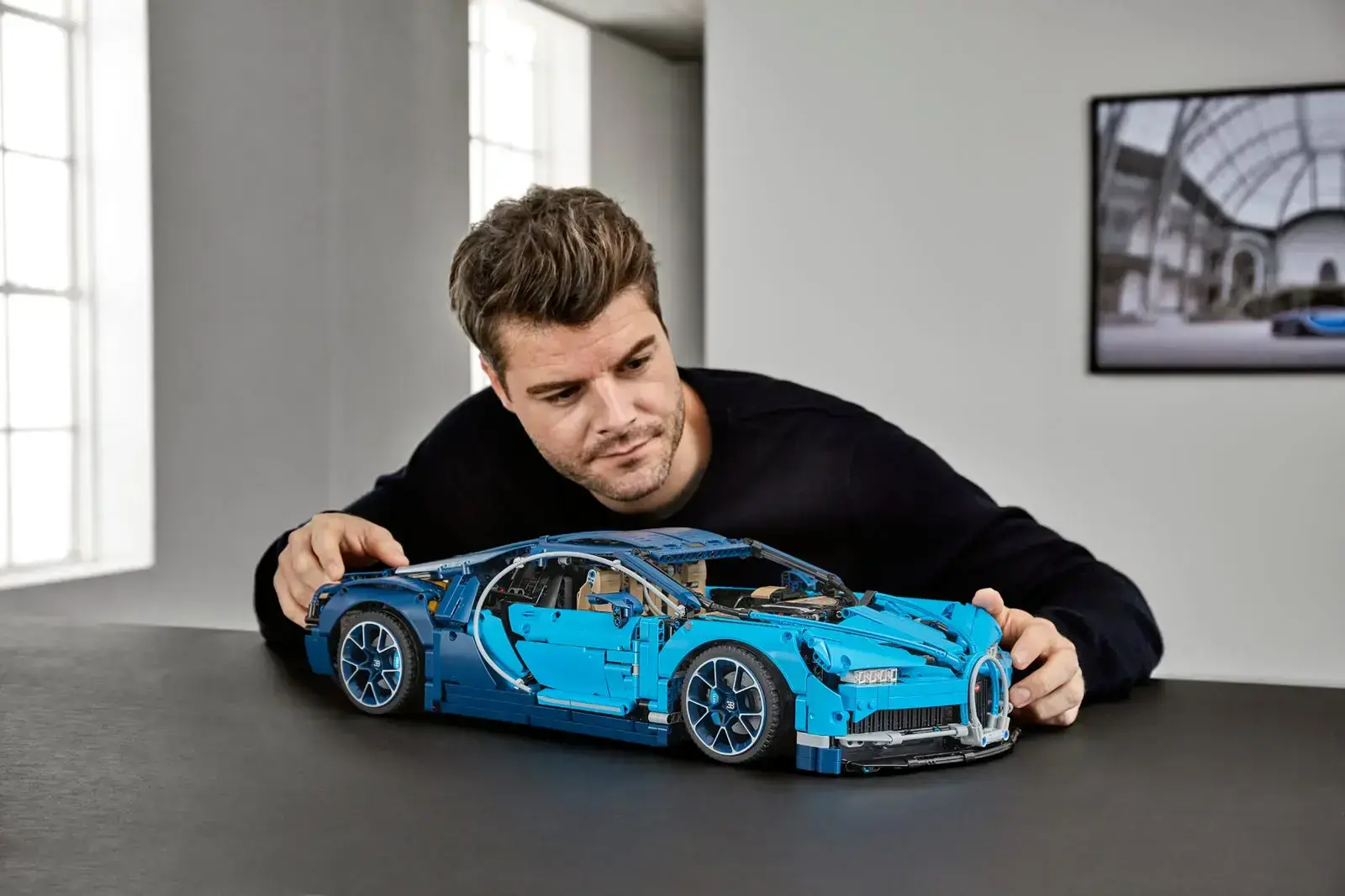 Aвто-конструктор LEGO Technic Bugatti Chiron (42083)