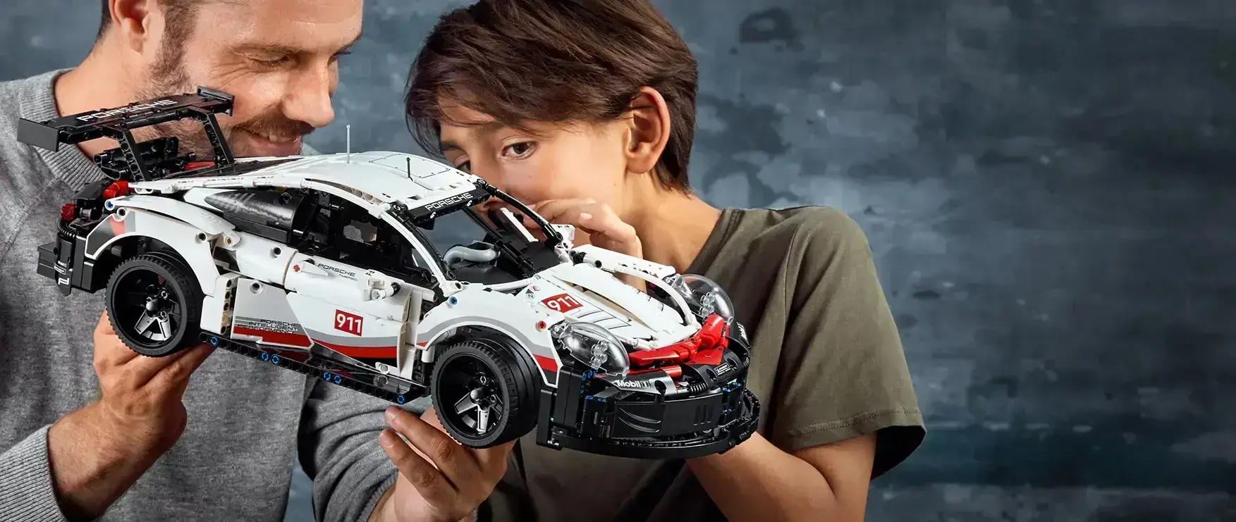 Авто-конструктор LEGO Technic Porsche 911 RSR (42096)