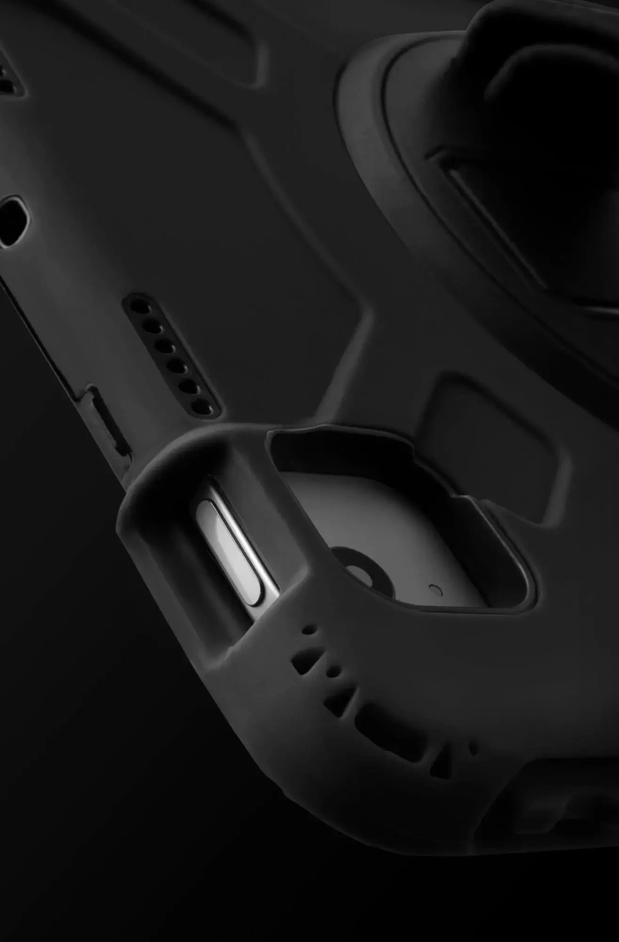 Чохол-накладка LAUT SHIELD ENDURO for iPad Air 10.9-inch / iPad Pro 11-inch - Black (L_IPD20_SE_BK)