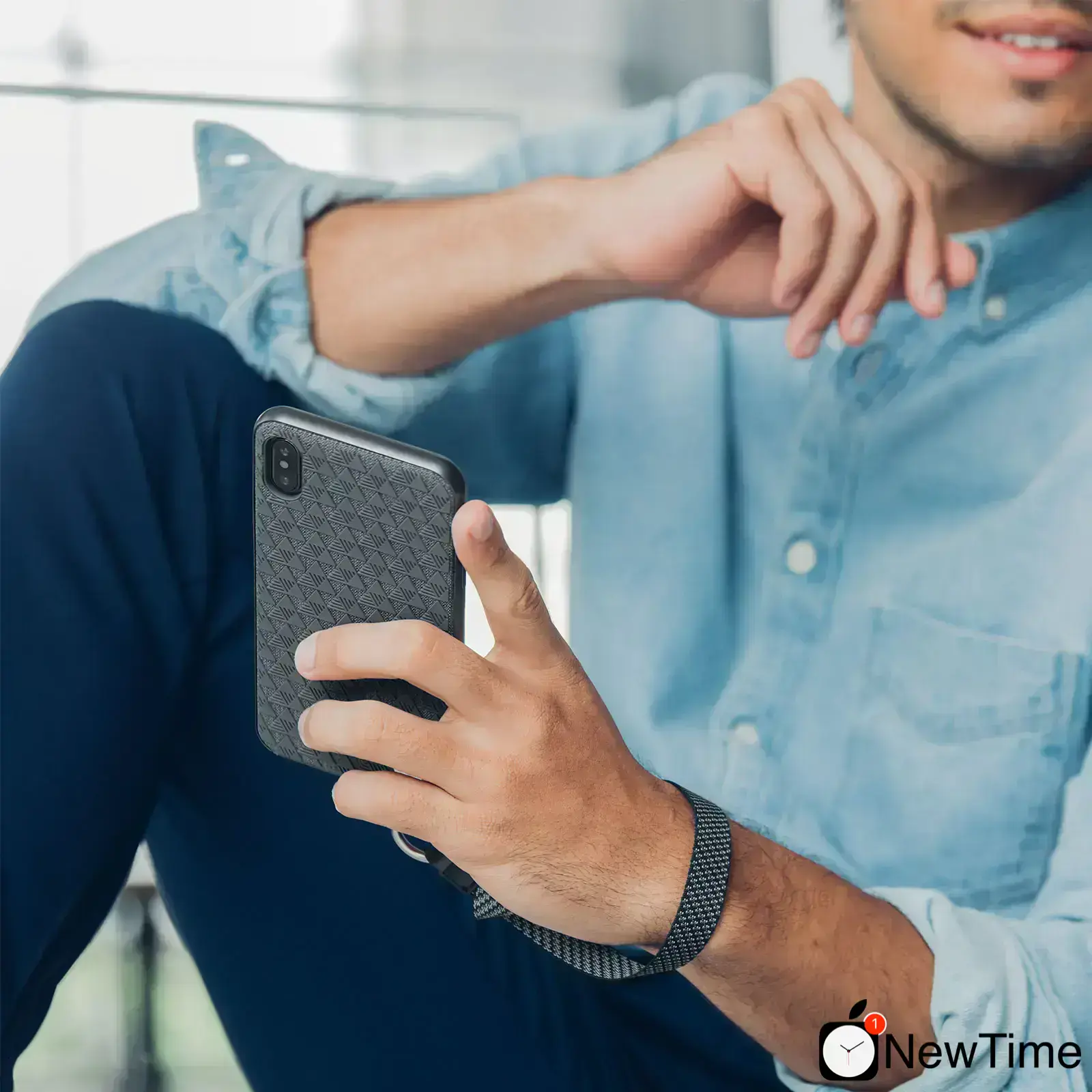 Чохол Moshi Altra Slim Hardshell Case With Strap Shadow Black for iPhone XS Max (99MO117002)