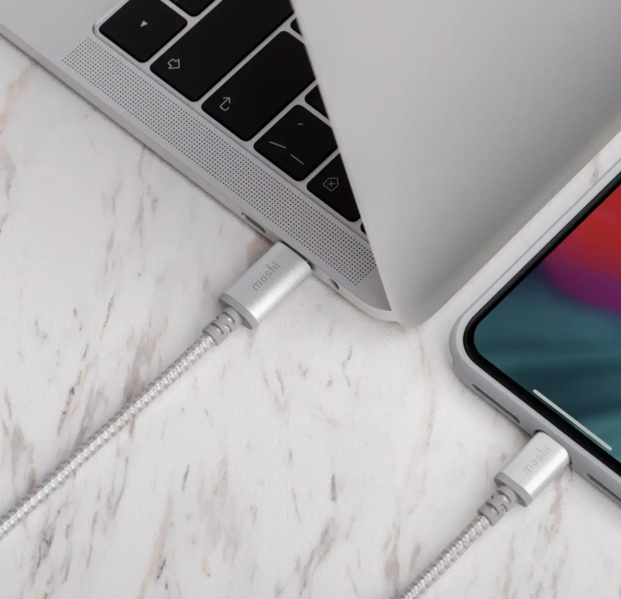 Кабель Moshi Integra Cable USB-C to Lightning - Jet Silver (1.2 m) (99MO084105)