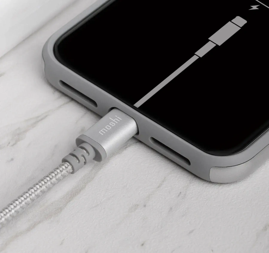 Кабель Moshi Integra Cable USB-C to Lightning - Jet Silver (1.2 m) (99MO084105)