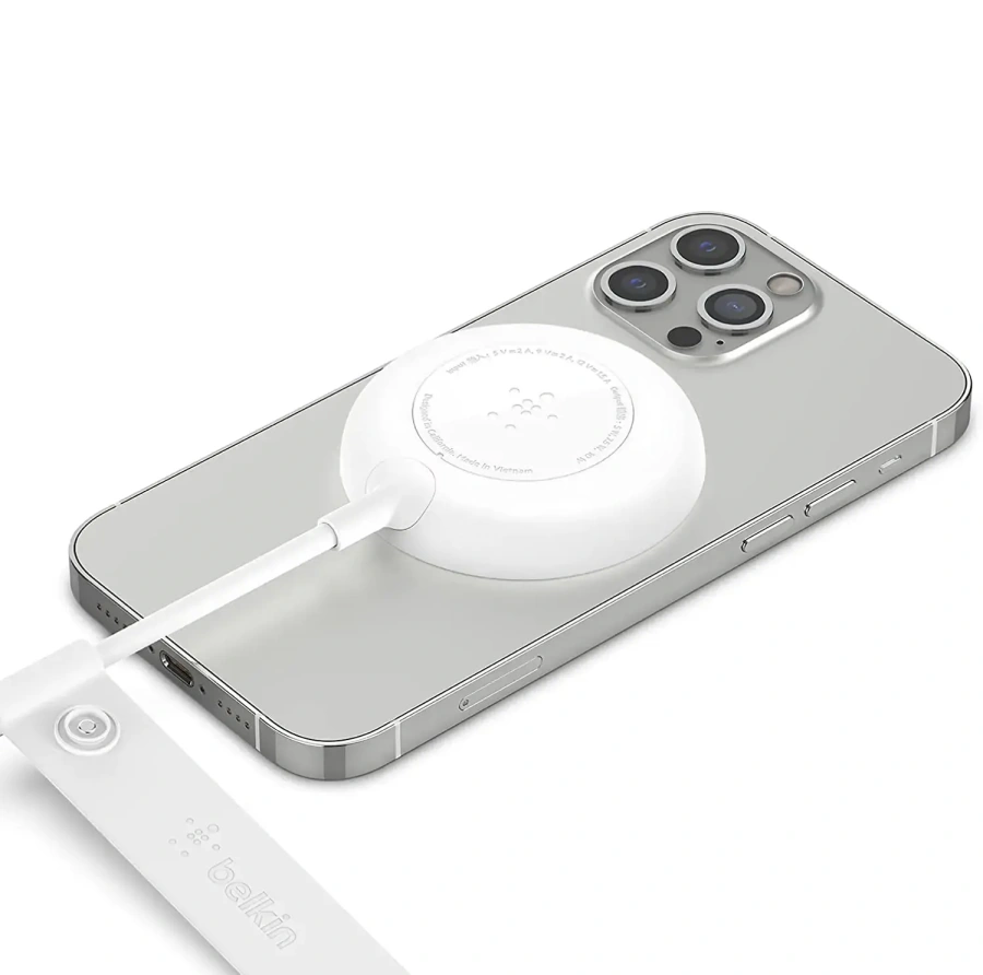Belkin Magnetic Wireless Charger Compatible with MagSafe 2m - White (WIA005btWH) [Power Supply Included]