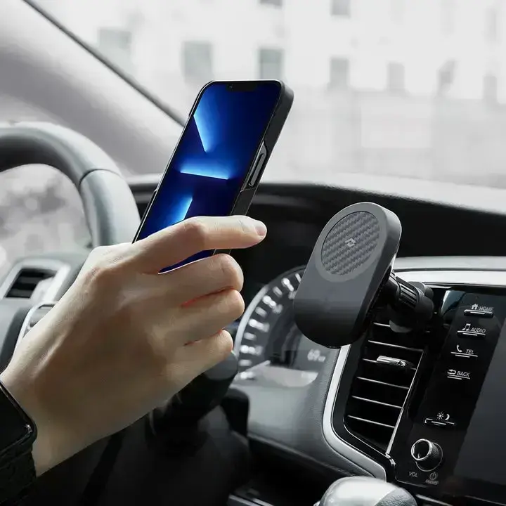 Автомобільне кріплення з бездротовою зарядкою Pitaka MagEZ Car Mount Pro Car Vent Black (CM4001Q)