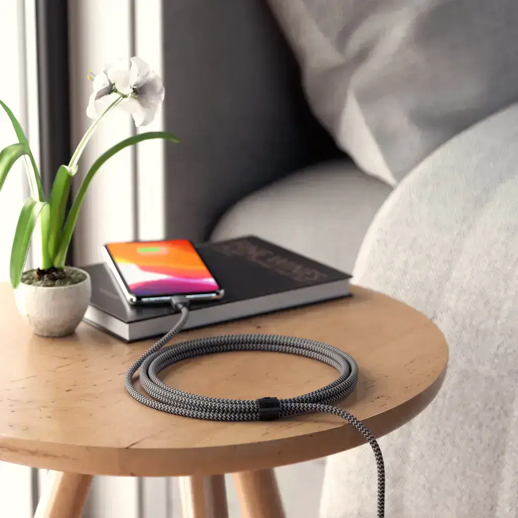 Satechi USB-C to Lightning Cable Space Gray (1.8 m) (ST-TCL18M)