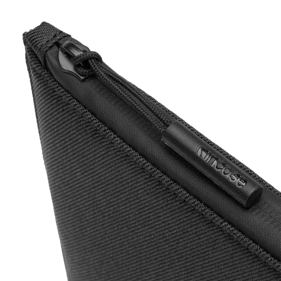 Чехол-папка Incase Facet Sleeve for MacBook 13 in Recycled Twill Black (INMB100690-BLK)