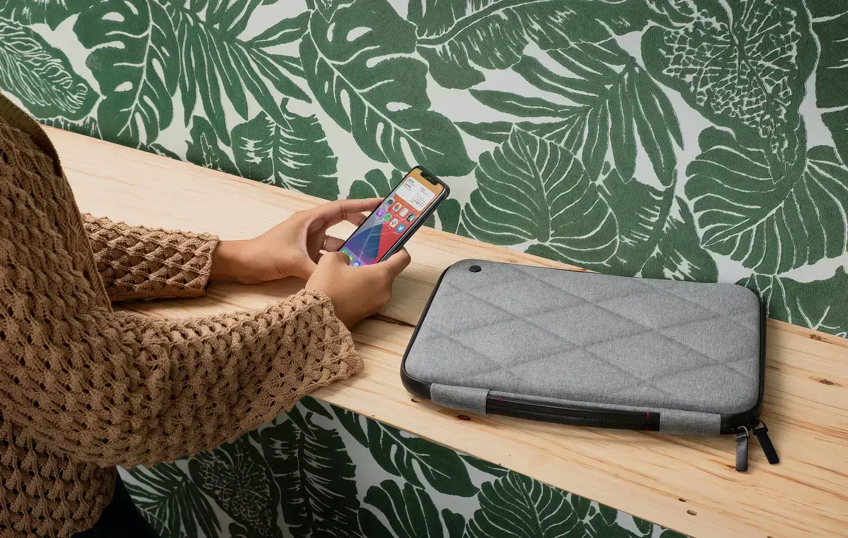 Сумка для ноутбука Twelve South SuitCase for MacBook 13