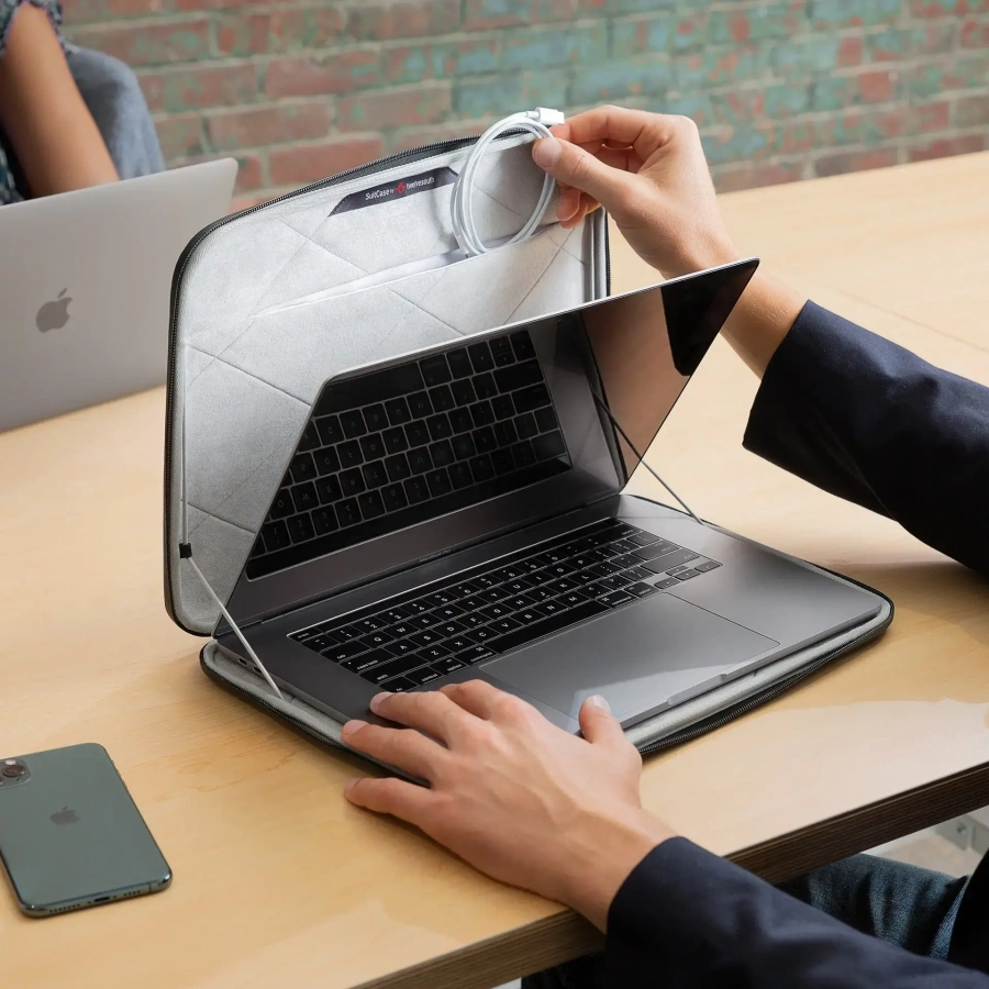 Сумка для ноутбука Twelve South SuitCase for MacBook 13"