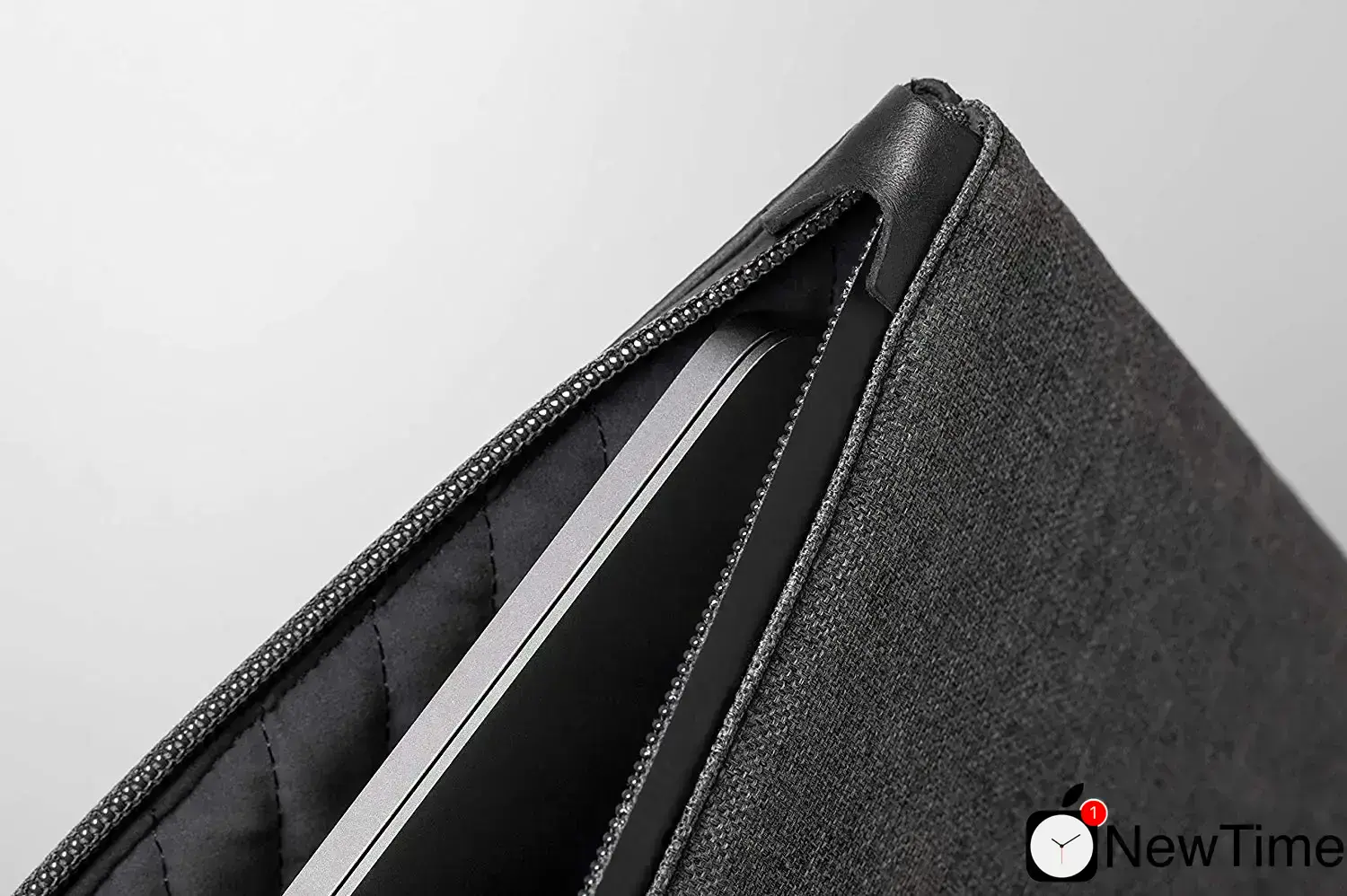 Чохол преміум-класу NATIVE UNION Stow Sleeve Case Gray для MacBook Pro 13" або MacBook Air 13" (STOW-CSE-GRY-FB-13)