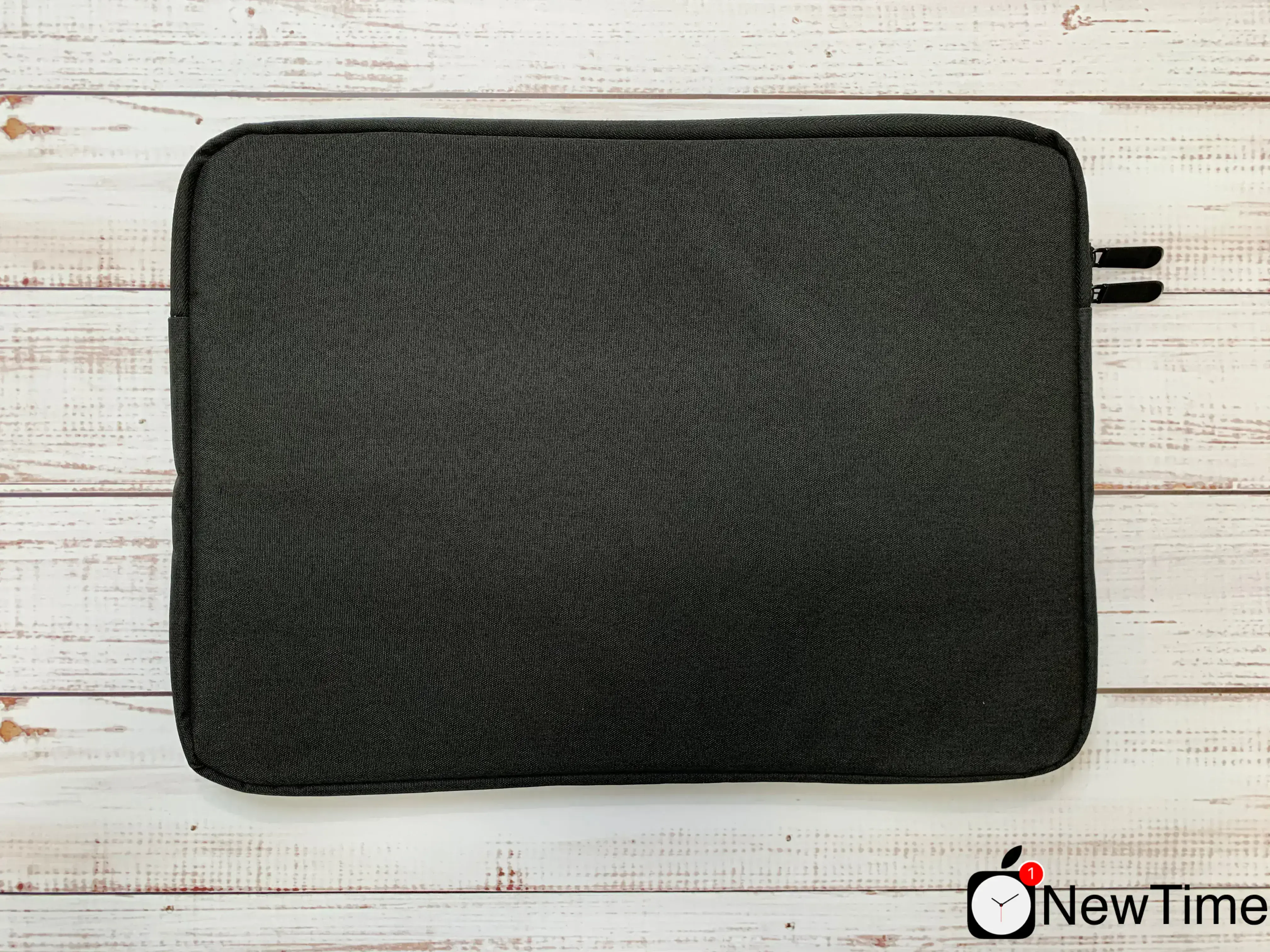Сумка City Sleeve Black для MacBook Pro 16"