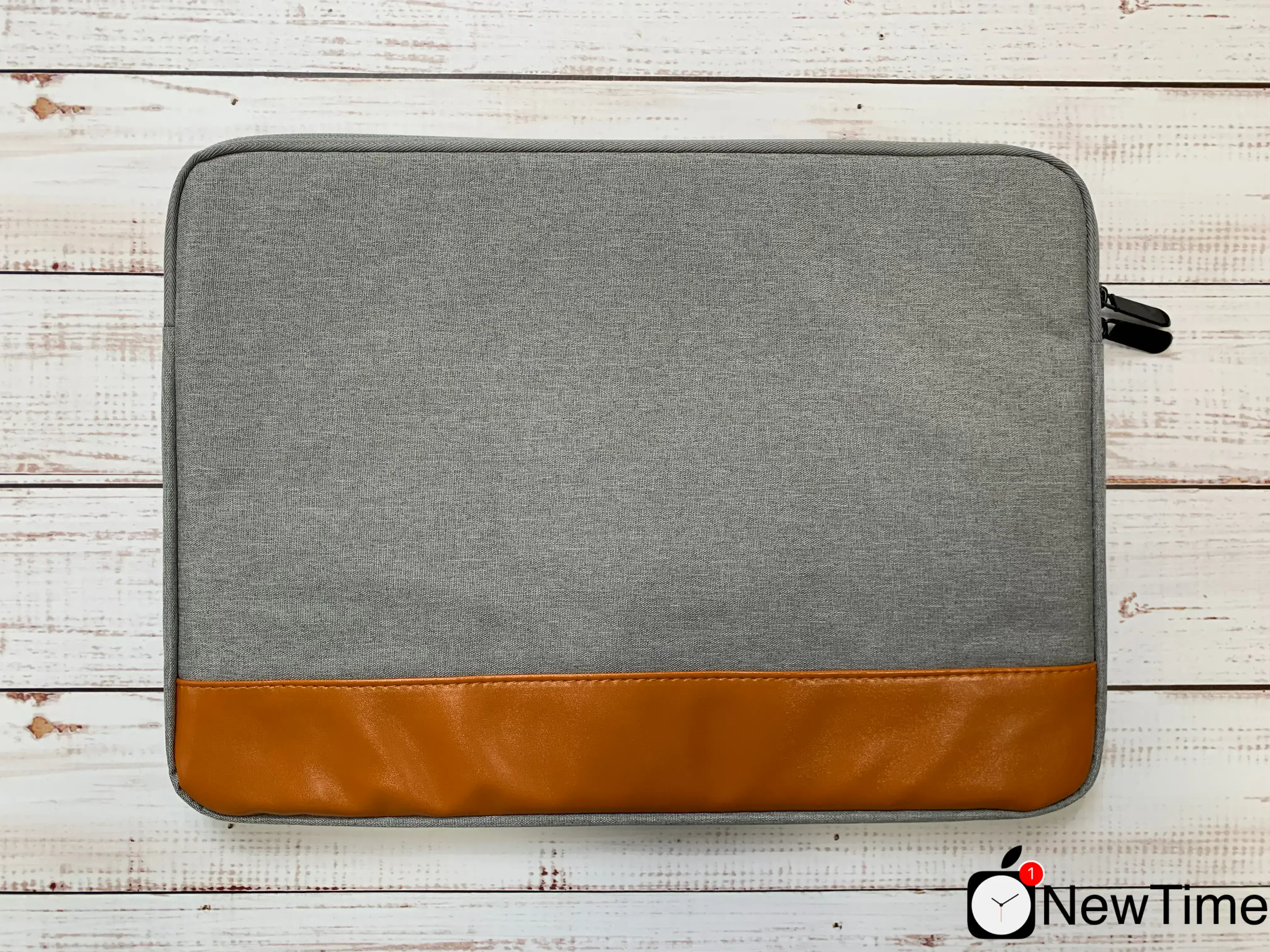 Сумка City Sleeve Silver для MacBook Pro 16"