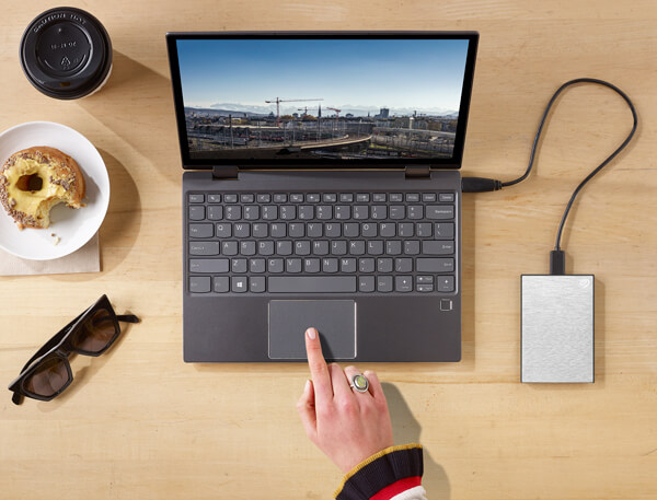 Жорсткий диск Seagate Backup Plus Portable 5 TB Red (STHP5000403)