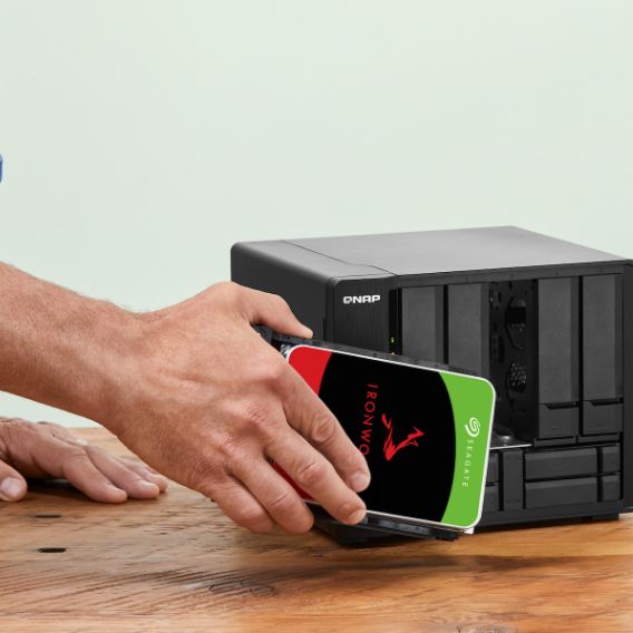 Жорсткий диск Seagate IronWolf Pro 8 TB (ST8000NE001)