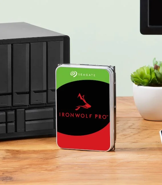 Жорсткий диск Seagate IronWolf (ST4000VN008)