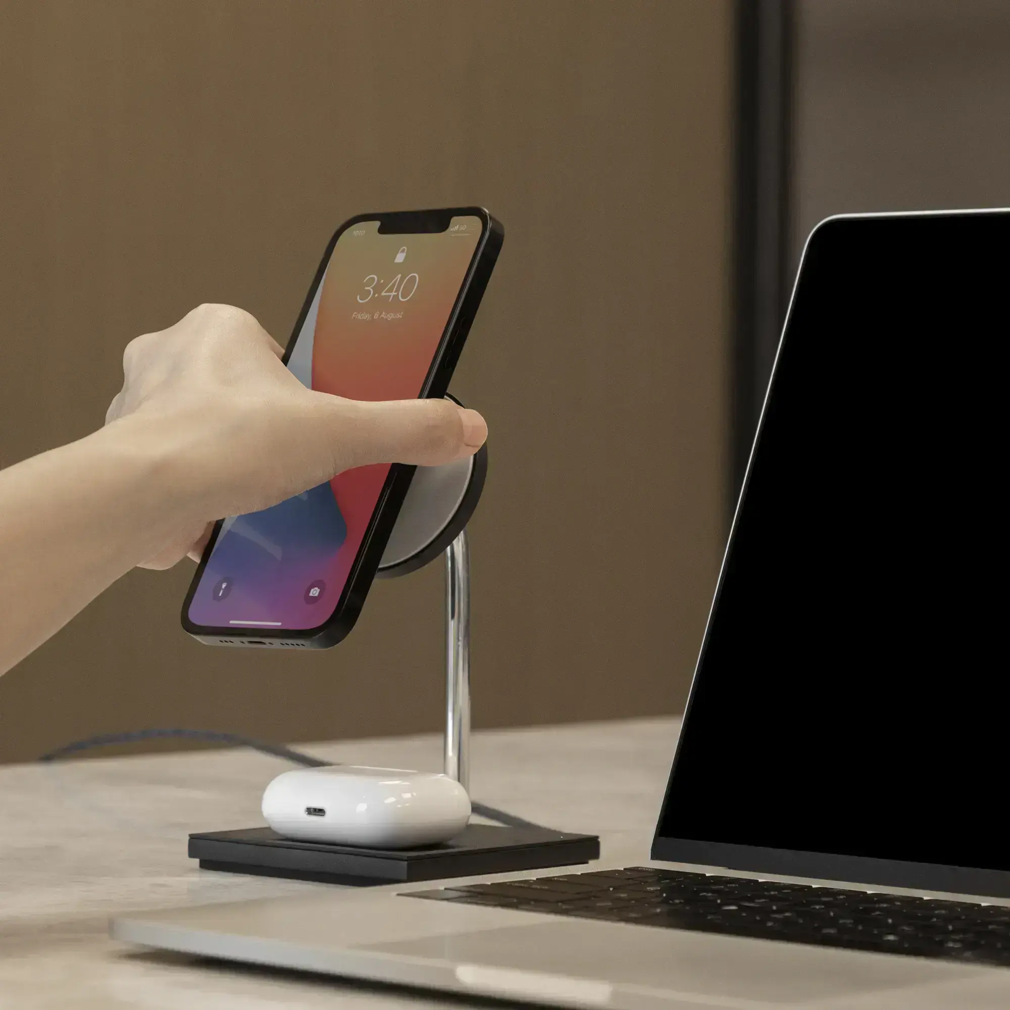 Бездротовий зарядний пристрій Native Union Snap 2-in-1 Magnetic Wireless Charger Cosmos Black (SNAP-2IN1-WL-BLK)