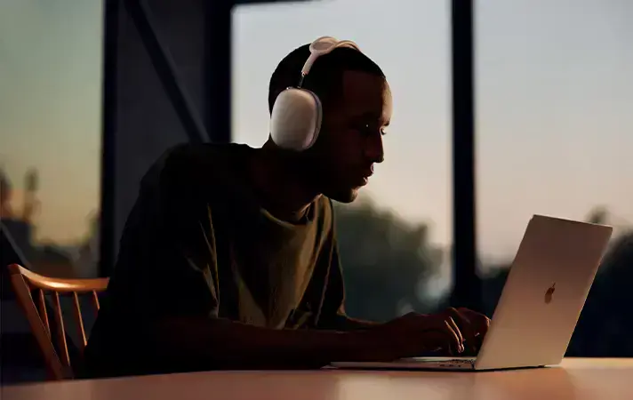 Сравнение AirPods Max, Sony WH-1000XM4 и Bose Noise Cancelling Headphones 700