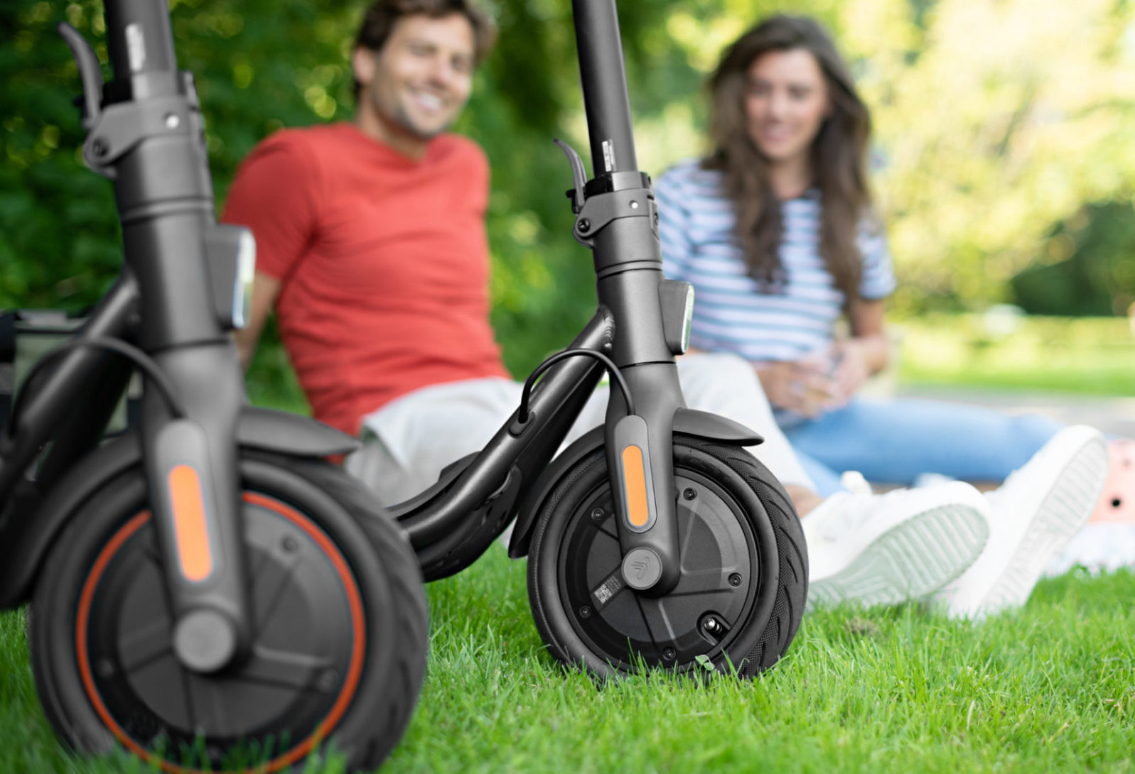 Электросамокат Ninebot by Segway F40E