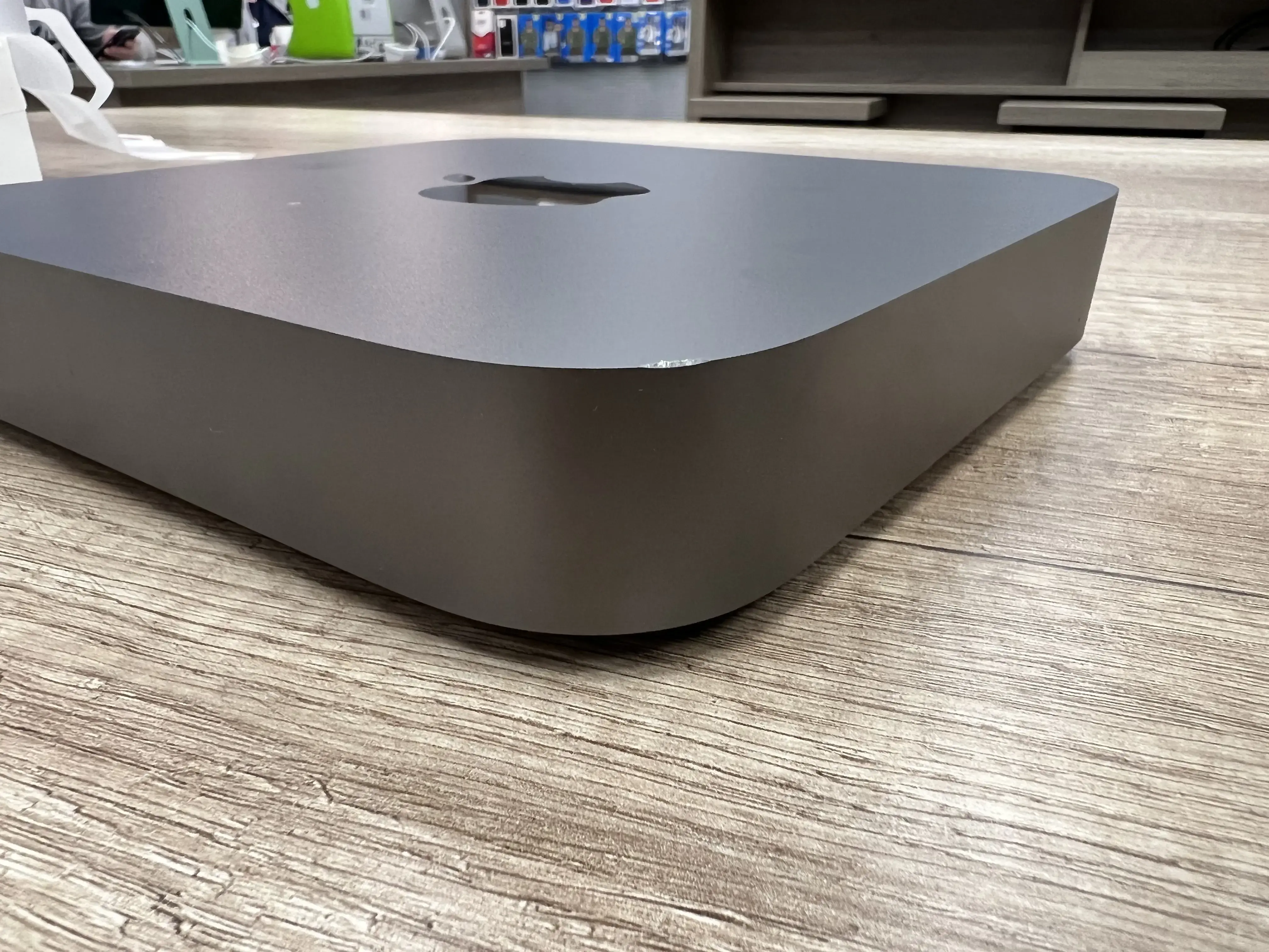 NEW (MAC0006) Apple Mac mini (MXNF24/Z0ZR0002Z) 2020 (i3/16GB/256SSD) (Уценка, поврежден при транспортировке)