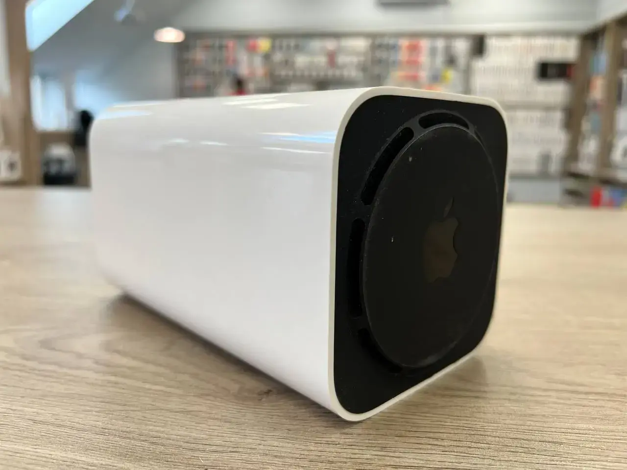 USED Apple AirPort Extreme (ME918), (Стан – 9/10, гарантія – 3 міс.)