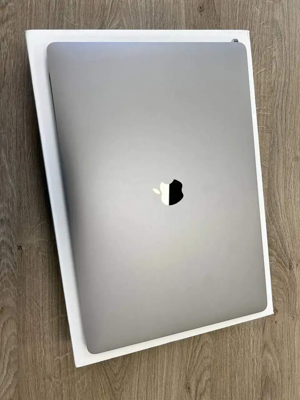 USED MacBook Pro 16" Space Gray (MVVJ2) 2019 (i7/16GB/512SSD) (Состояние - 8/10. Комплект - полный | гарантия - 1 мес.) - Cycle 555