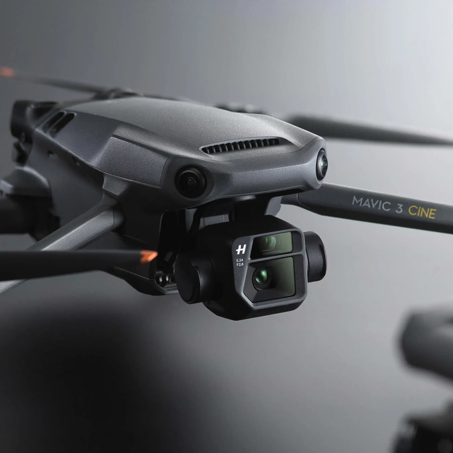 Квадрокоптер DJI Mavic 3 Cine Premium Combo (CP.MA.00000457.02)