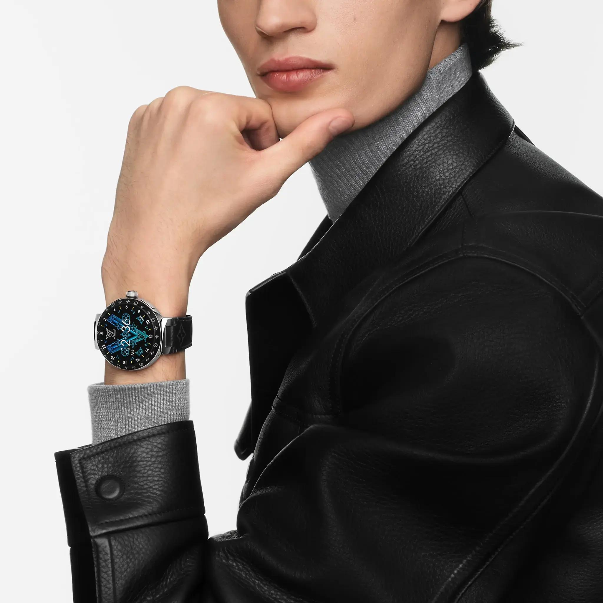 Смарт-годинник Louis Vuitton Tambour Horizon Light Up (QBB183)