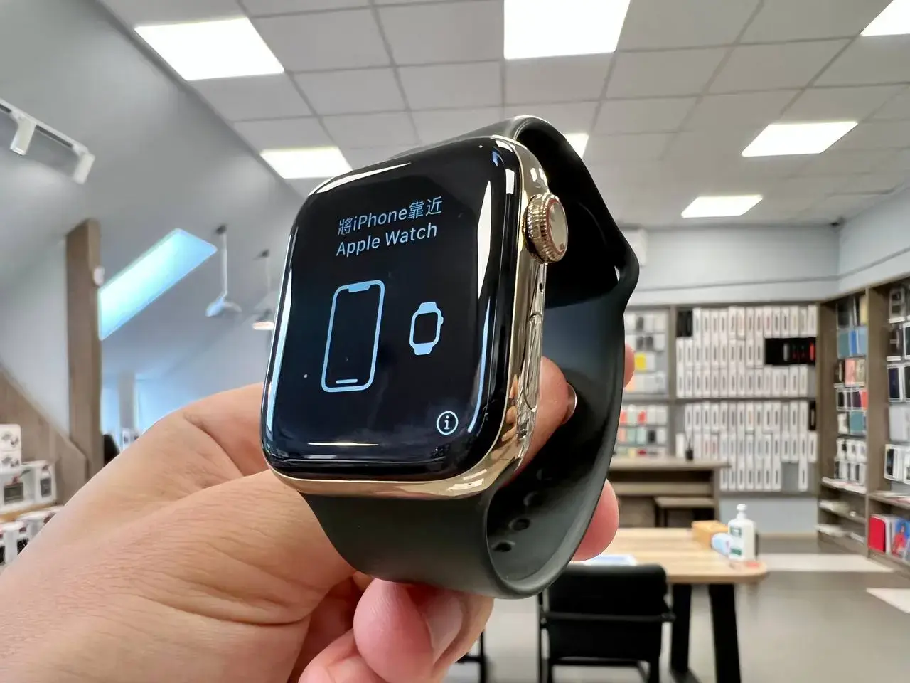 USED Apple Watch Series 6 GPS + Cellular 44mm Gold Stainless Steel Case з Cyprus Green Sport Band (M07N3, M09F3), (Стан - 10/10 Комплект - повний | гарантія - 1 міс.)