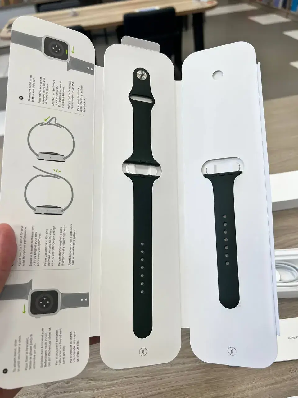 USED Apple Watch Series 6 GPS + Cellular 44mm Gold Stainless Steel Case з Cyprus Green Sport Band (M07N3, M09F3), (Стан - 10/10 Комплект - повний | гарантія - 1 міс.)