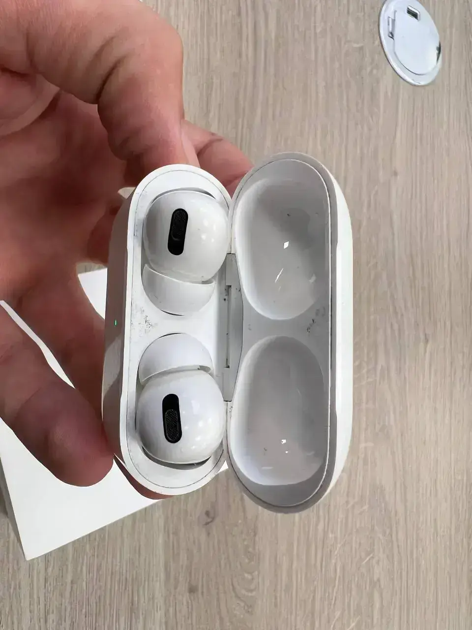 USED Apple AirPods Pro (MWP22), (Стан - 8/10)