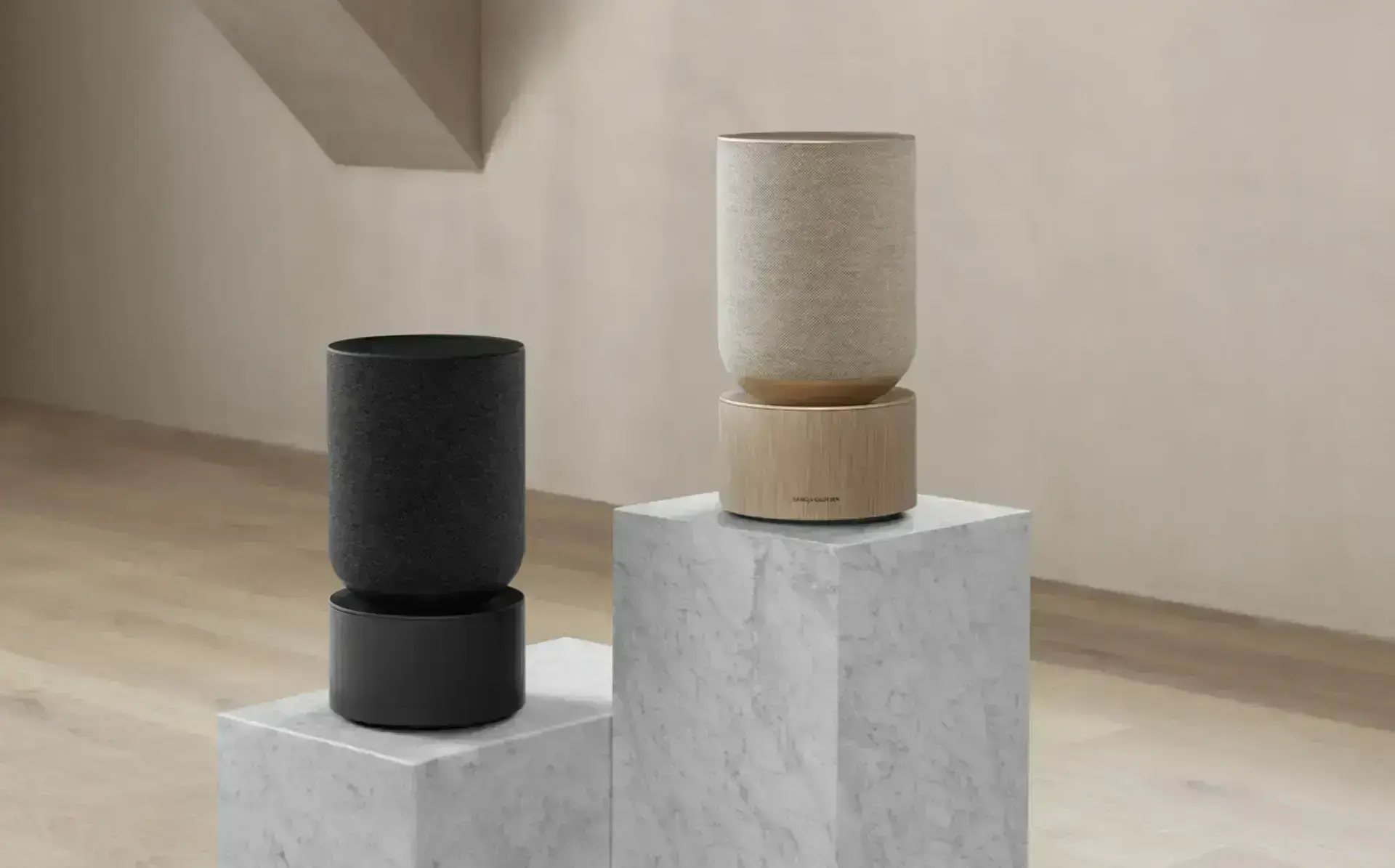 Колонка Bang & Olufsen BeoSound Balance Natural Oak
