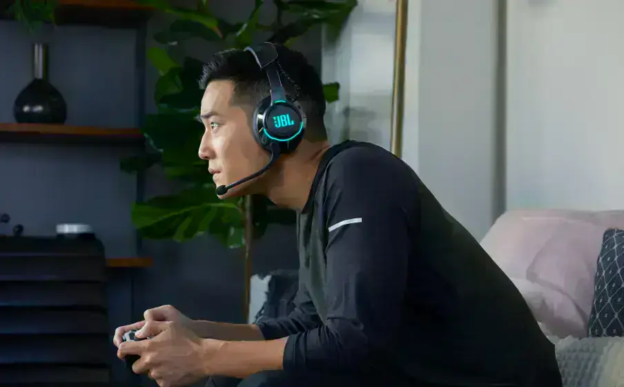 Комп'ютерна гарнітура JBL Quantum 810 Black (JBLQ810WLBLK)