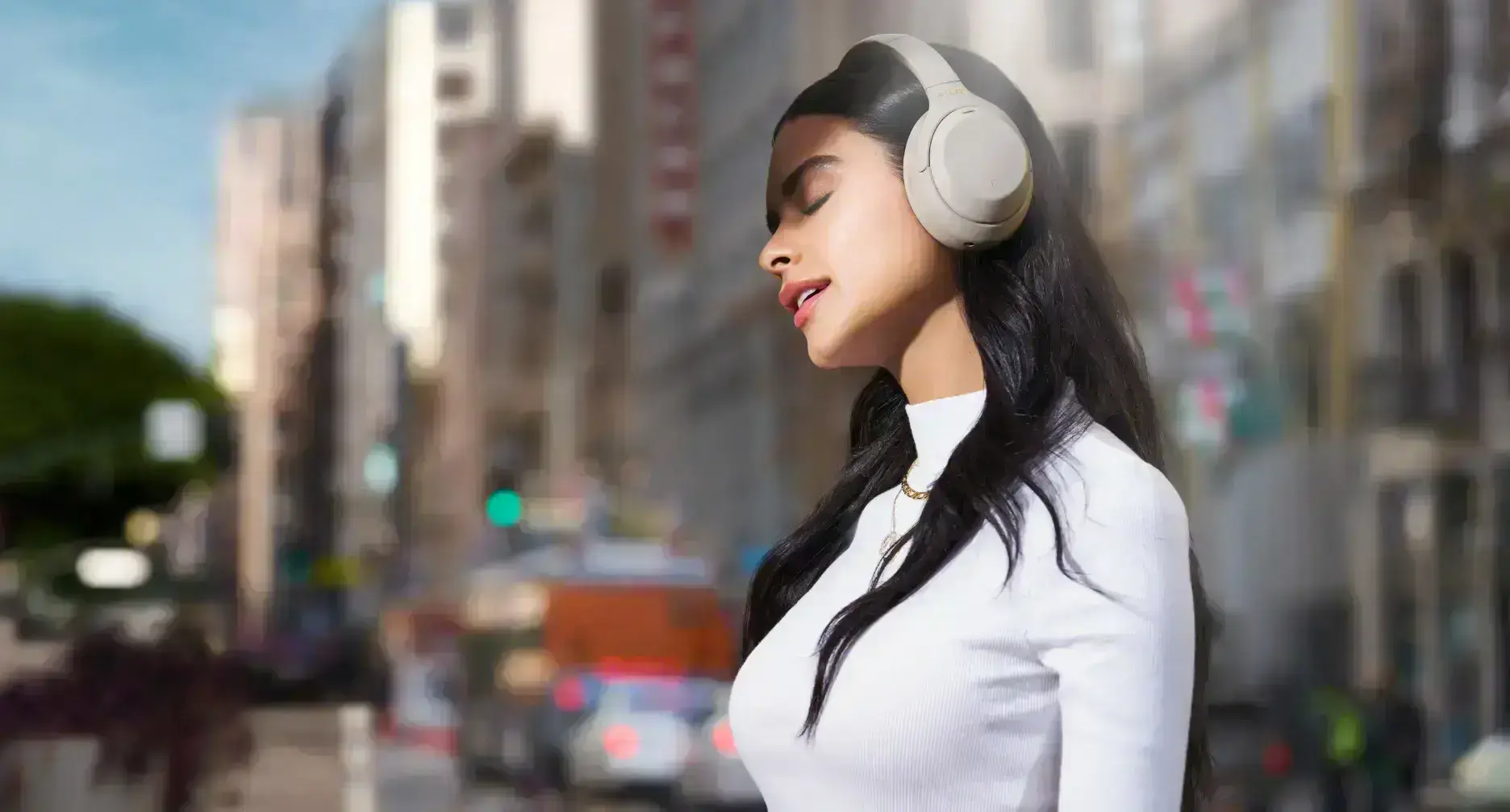Навушники Sony WH-1000XM4 Silent White (WH1000XM4W.E)
