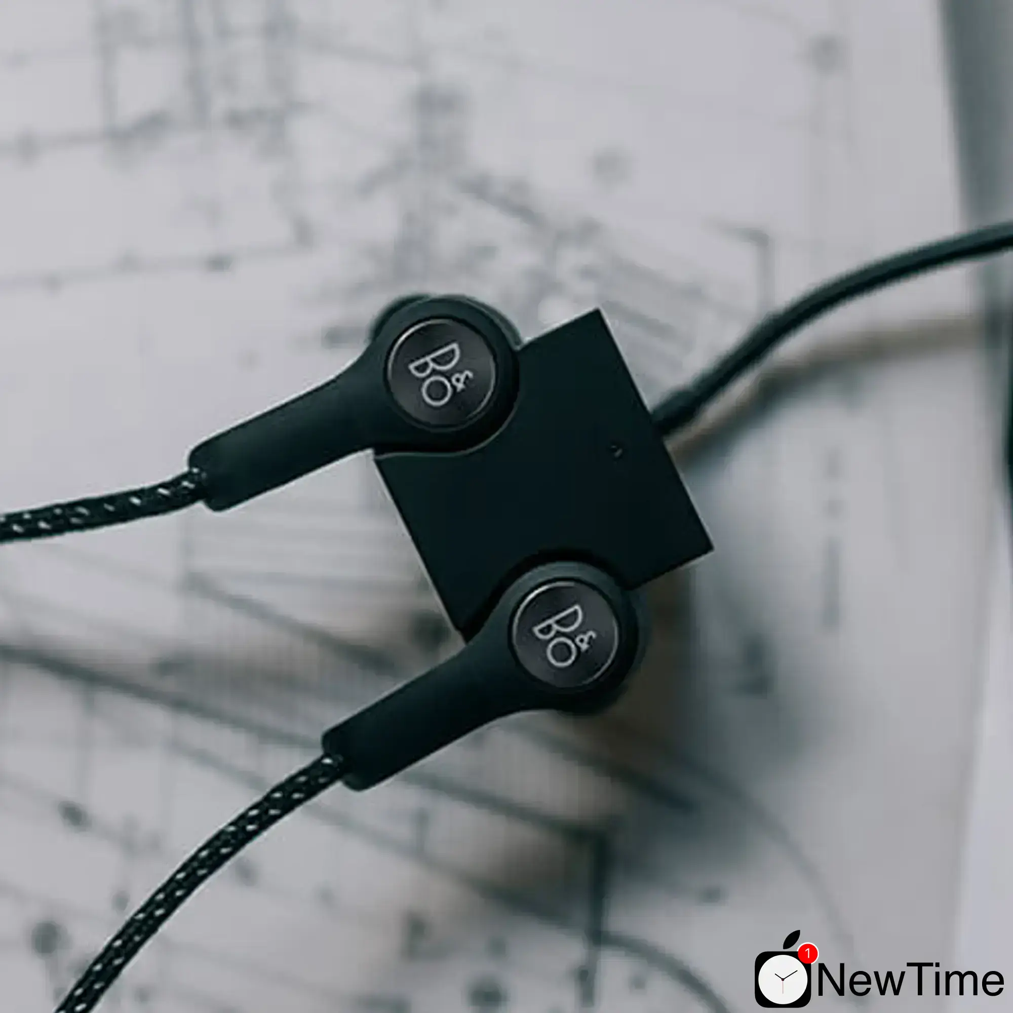 Наушники Bang & Olufsen BeoPlay H5 Moss Green