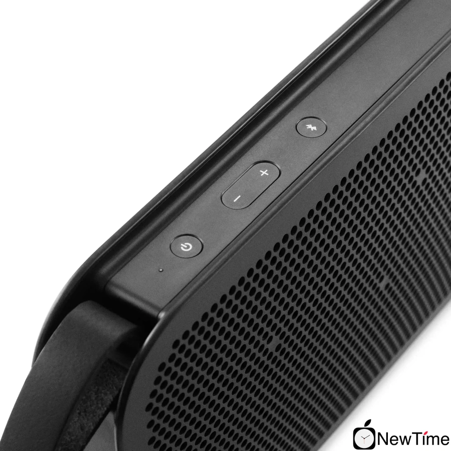 Колонка Bang & Olufsen BeoPlay A2 Black