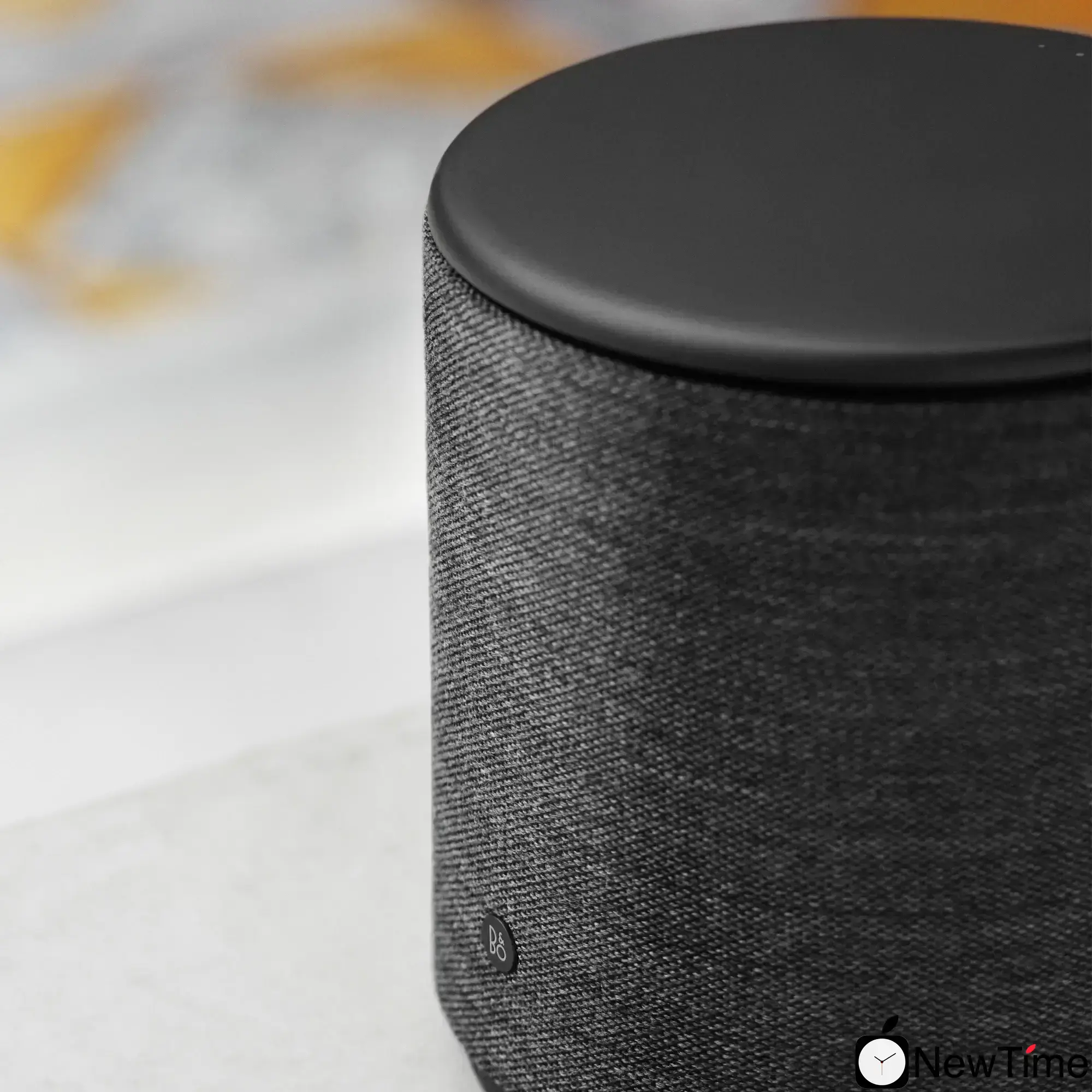 Колонка Bang & Olufsen BeoPlay M5 Black (799294)