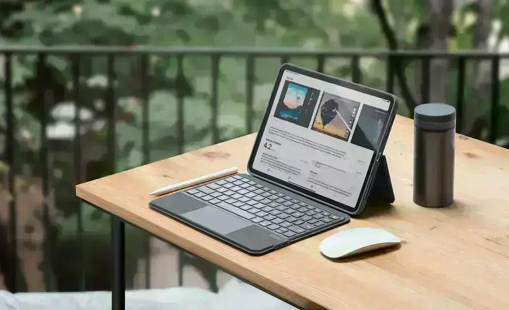 laut-typefolio-keyboard-case-for-ipad-pro-11-3