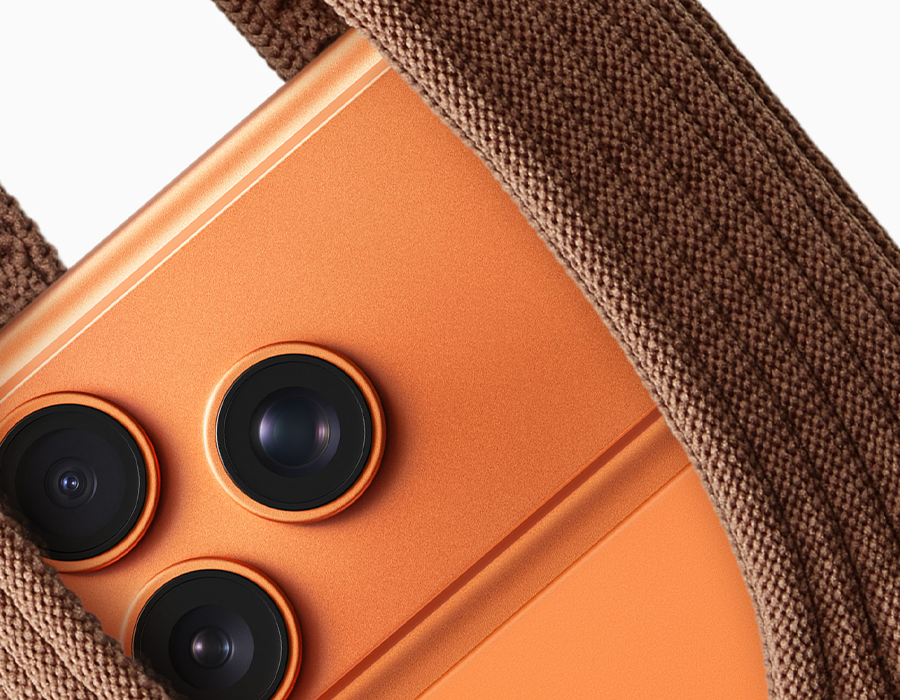 Дизайнерский чехол-сумка iPhone Pocket by ISSEY MIYAKE - Long - Black (NM58AG00215L)