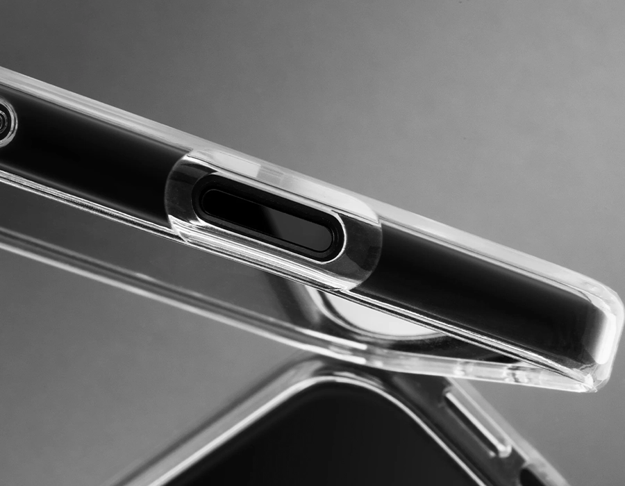 Native Union (Re)Clear Case на iPhone 17 с прозрачным дизайном и защитными краями