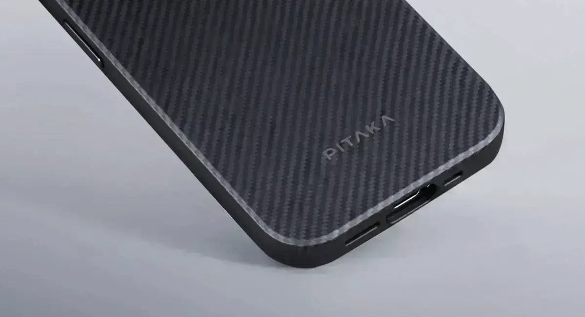 pitaka-magez-case-pro-4-for-iphone-15-2