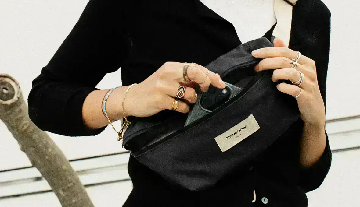 wfa-crossbody-pouch-8